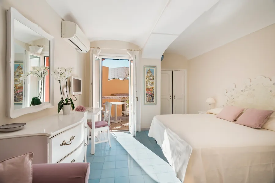 Chambre standard avec vue sur la ville